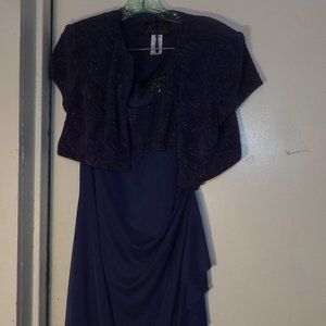 Alex Evening Lightly Embellished Two Piece Dress Sz 10P